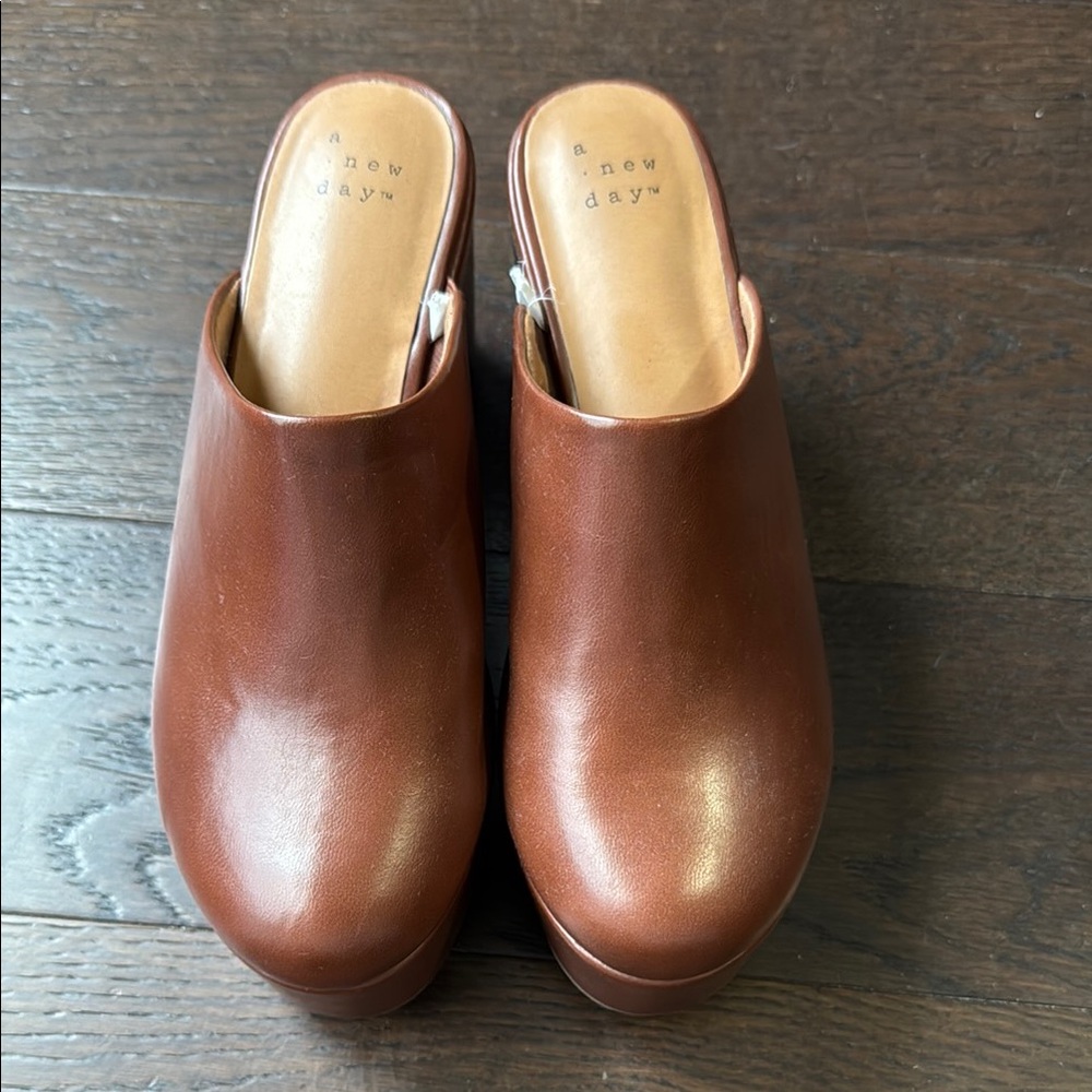 A New Day Women's Tan Mules